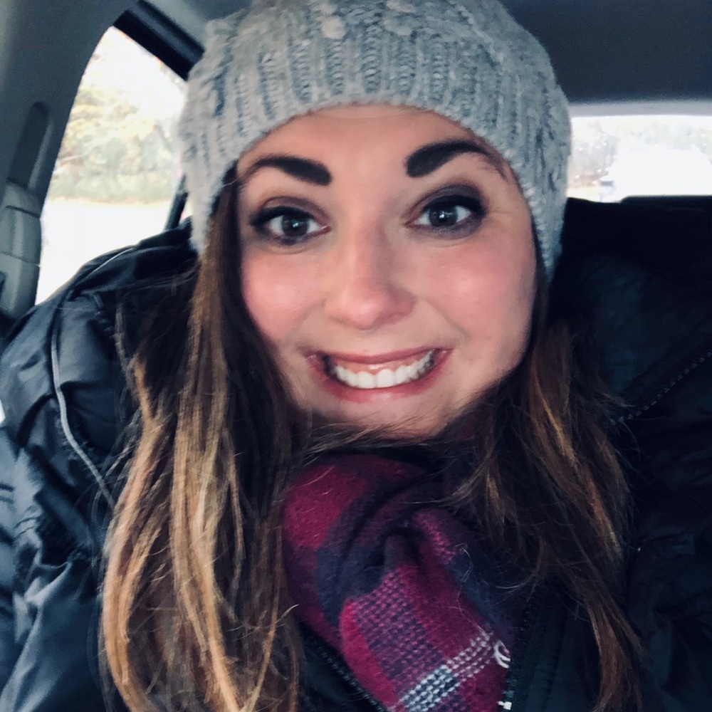 Meet your Posher, Whitney